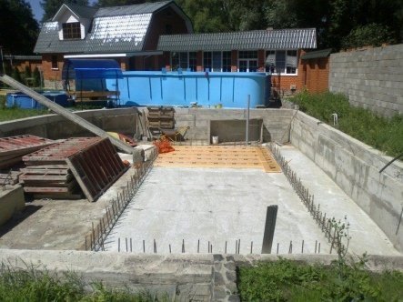 Строительство бассейна