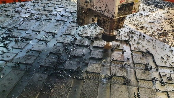 Резка, фрезеровка и гравировка пластика по размерам заказчика